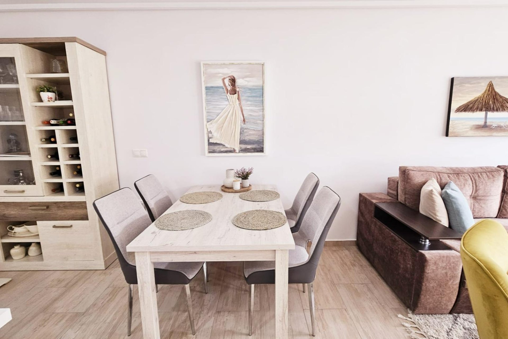 Resale - Dúplex -
Torrevieja - La Siesta