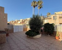 Resale - Dúplex -
Torrevieja - Los Frutales