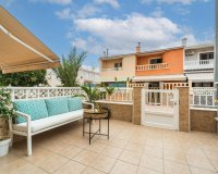 Resale - Dúplex -
Torrevieja - Playa De Los Naufragos