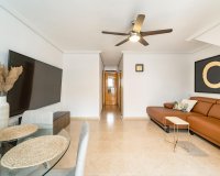 Resale - Dúplex -
Torrevieja - Playa De Los Naufragos