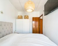 Resale - Dúplex -
Torrevieja - Playa De Los Naufragos