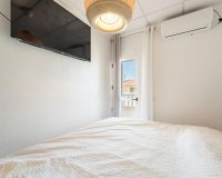 Resale - Dúplex -
Torrevieja - Playa De Los Naufragos