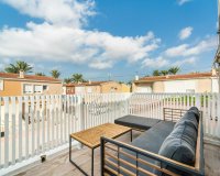 Resale - Dúplex -
Torrevieja - Playa De Los Naufragos