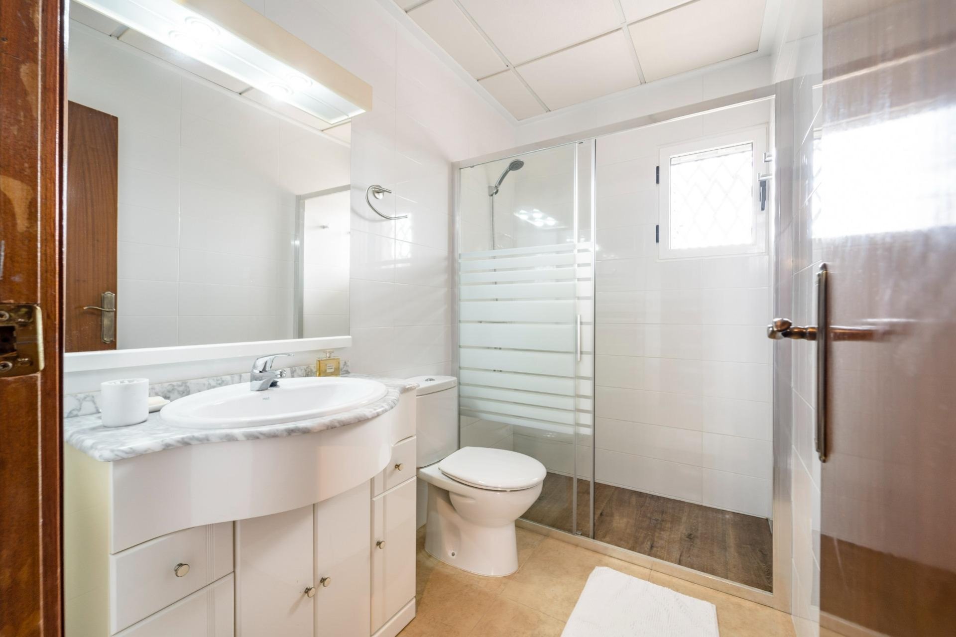 Resale - Dúplex -
Torrevieja - Playa De Los Naufragos