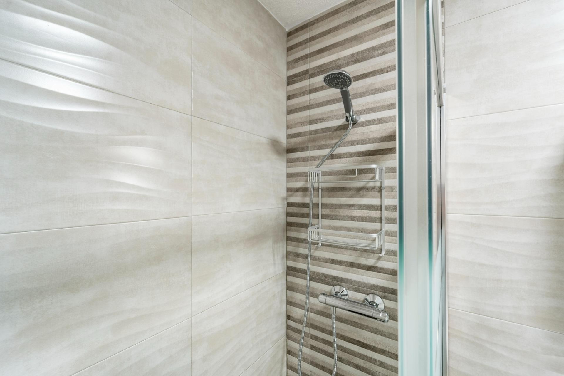 Resale - Dúplex -
Torrevieja - Playa De Los Naufragos