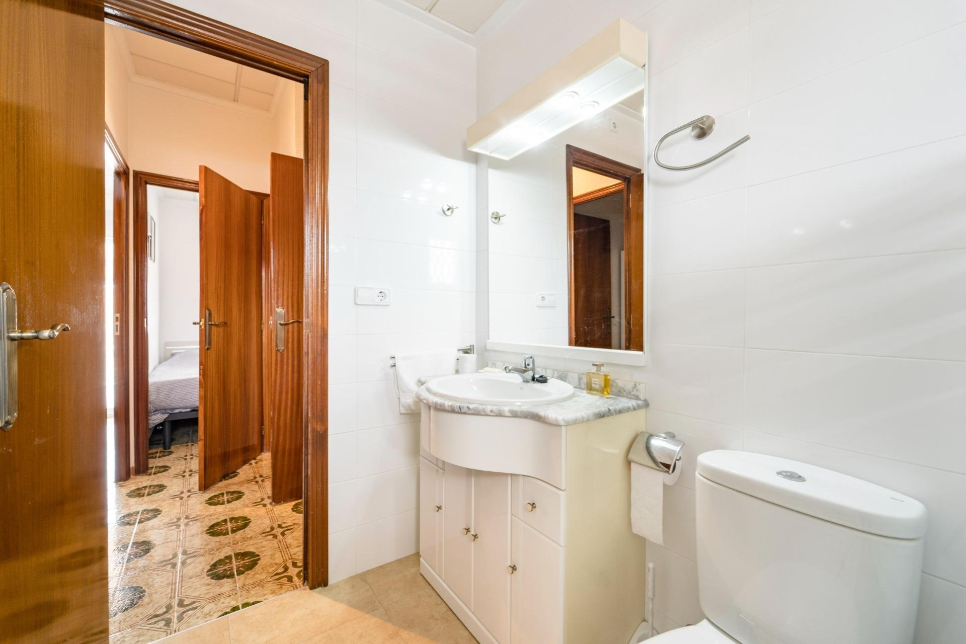 Resale - Dúplex -
Torrevieja - Playa De Los Naufragos