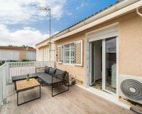 Resale - Dúplex -
Torrevieja - Playa De Los Naufragos