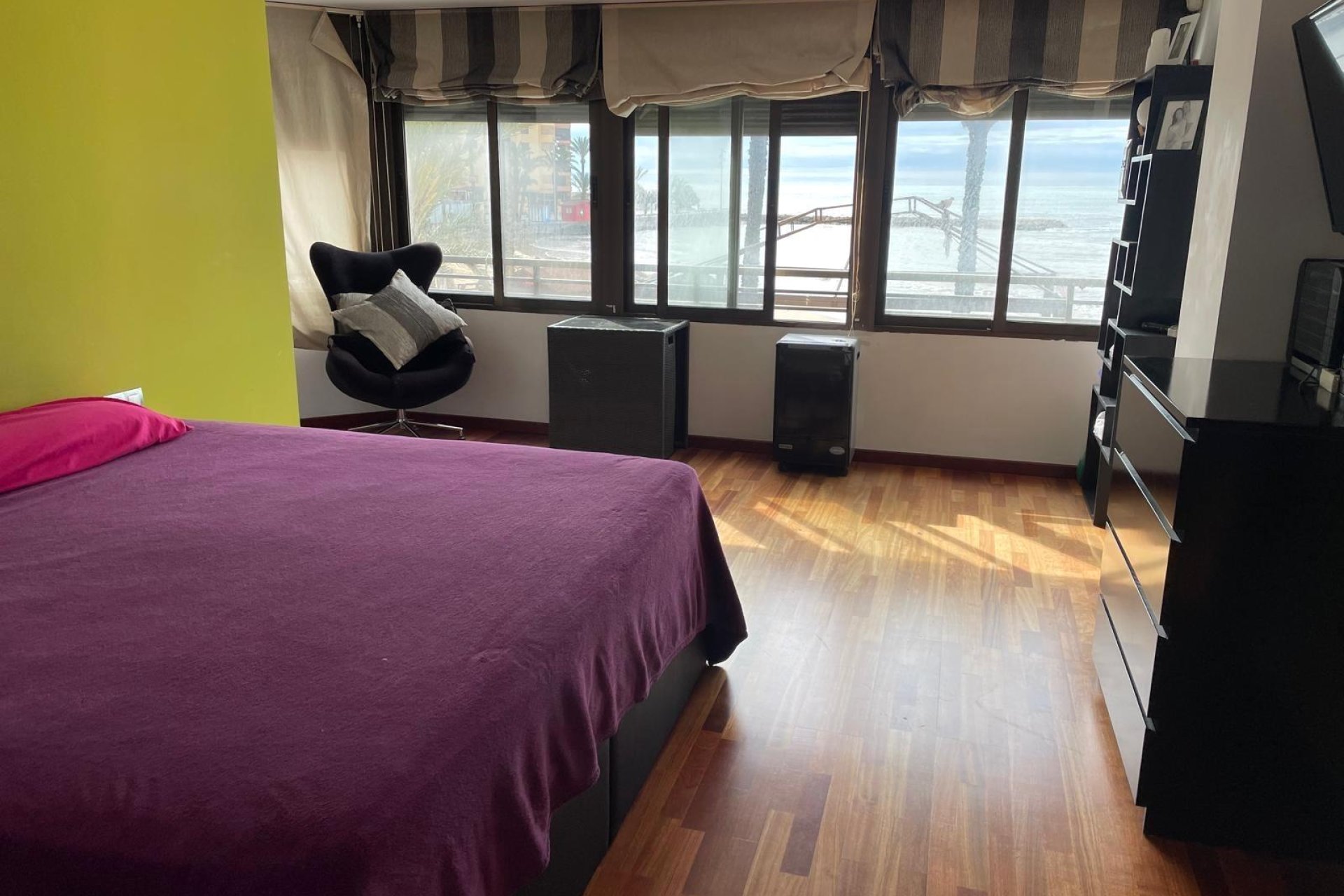 Resale - Dúplex -
Torrevieja - Playa del Cura