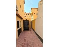 Resale - Dúplex -
Torrevieja - Playa del Cura