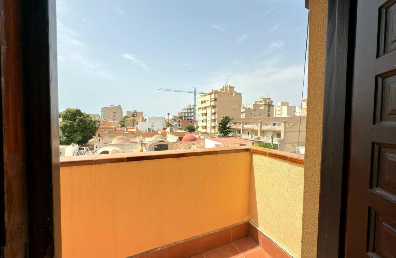 Resale - Dúplex -
Torrevieja - Playa del Cura