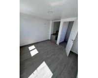 Resale - Dúplex -
Torrevieja - Torreblanca