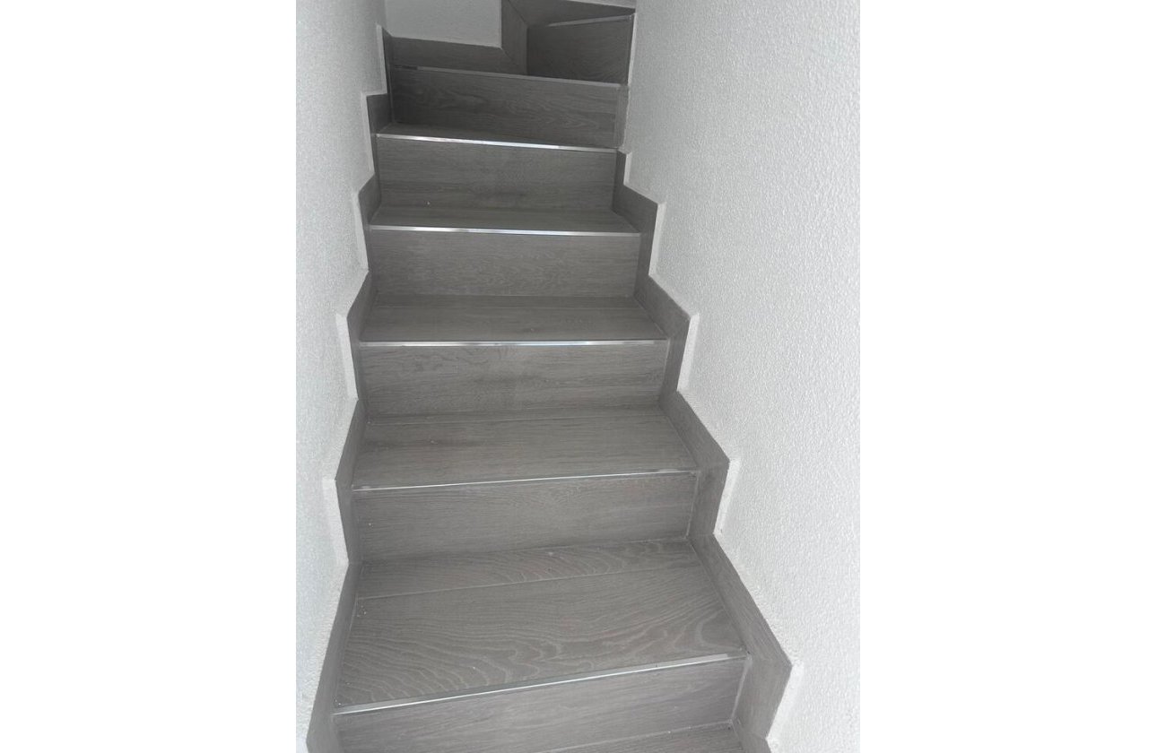 Resale - Dúplex -
Torrevieja - Torreblanca