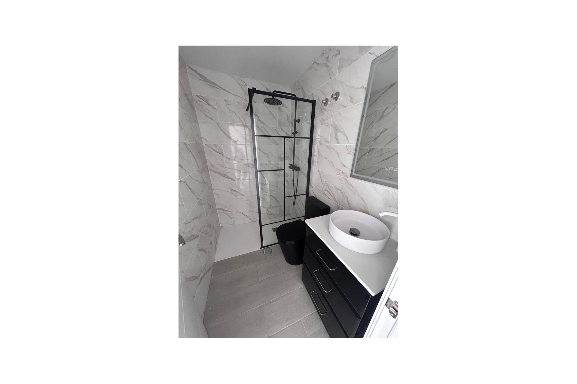 Resale - Dúplex -
Torrevieja - Torreblanca