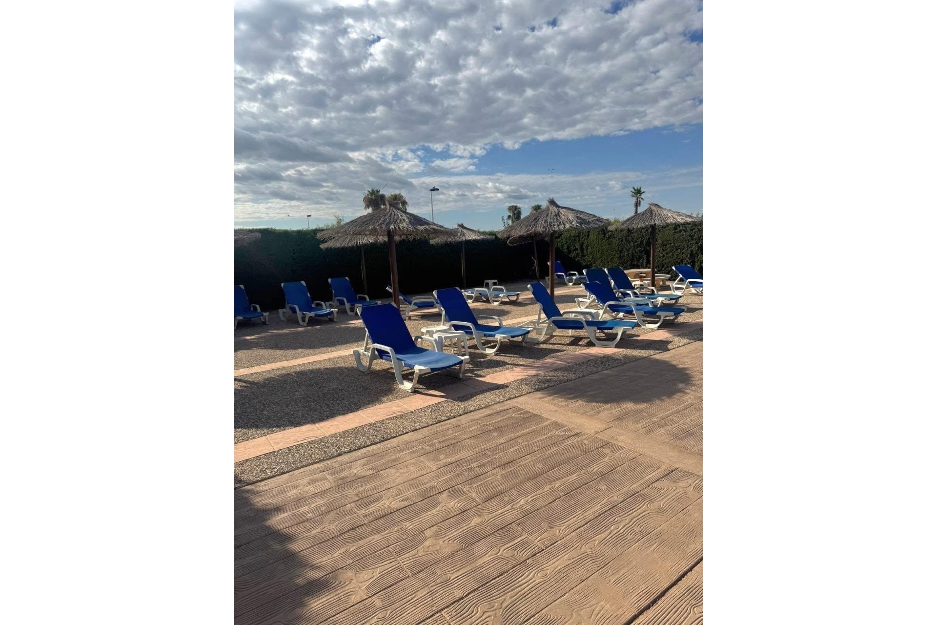 Resale - Dúplex -
Torrevieja - Torretas