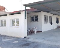 Resale - Finca -
Los Montesinos