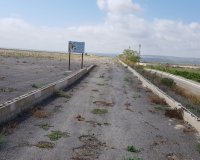 Resale - Finca -
Los Montesinos