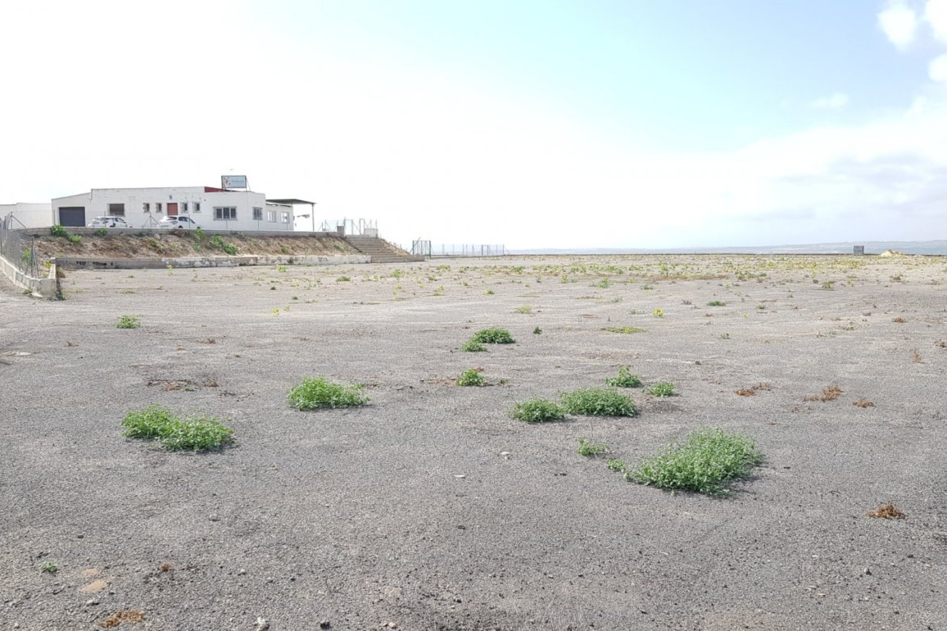 Resale - Finca -
Los Montesinos