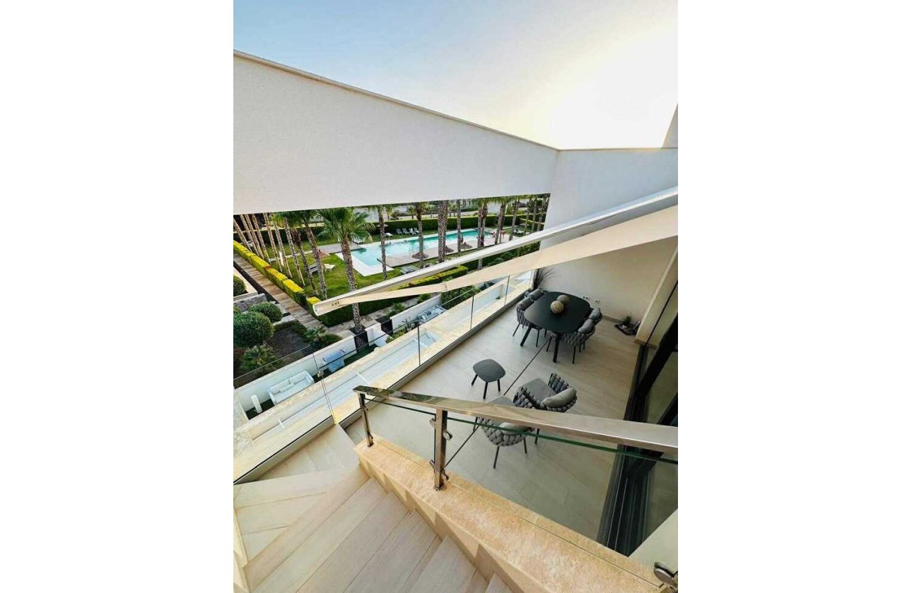 Resale - Penthouse -
Las Colinas Golf - Costa Blanca