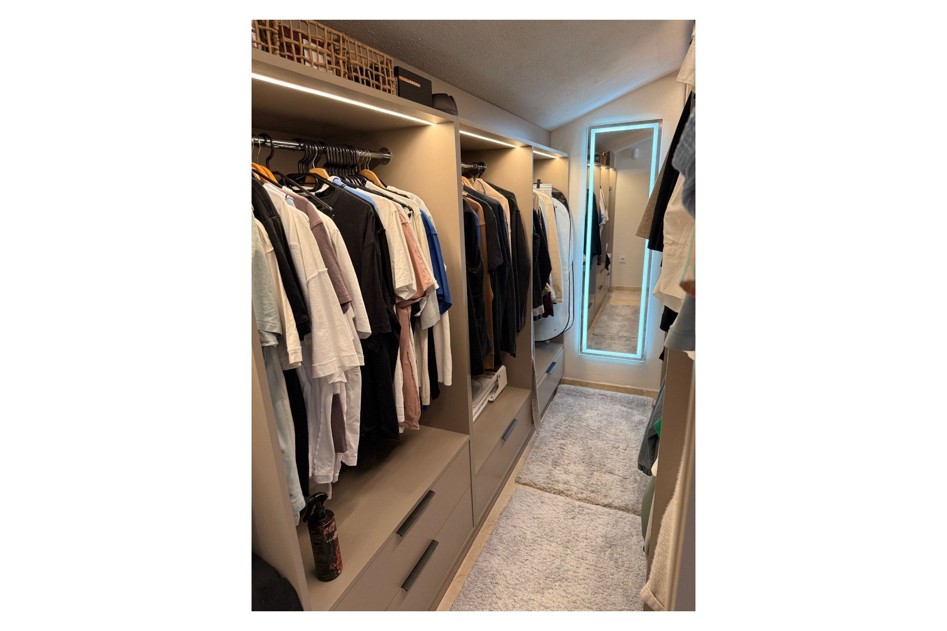 Resale - Penthouse -
Las Ramblas Golf - Inland