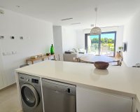 Resale - Penthouse -
Lo Romero Golf - Inland