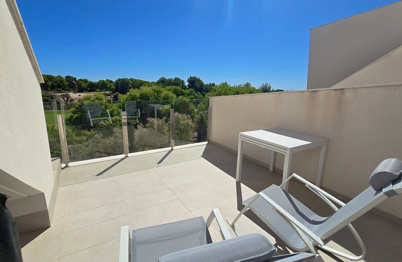Resale - Penthouse -
Lo Romero Golf - Inland