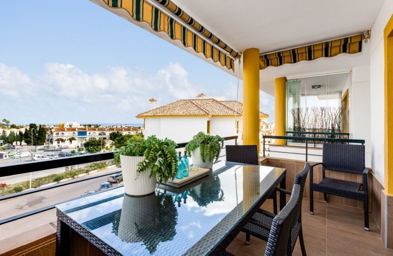 Resale - Penthouse -
Lomas De Campoamor - Inland