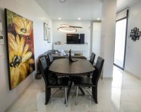 Resale - Penthouse -
Los Altos - AMANECER