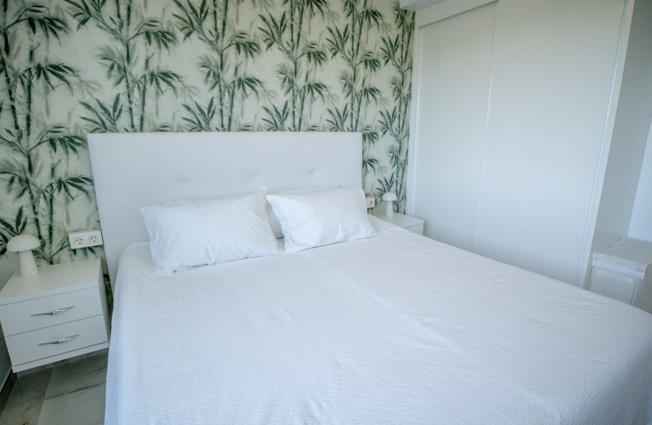 Resale - Penthouse -
Los Altos - AMANECER