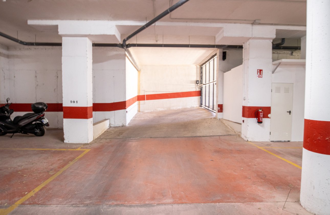 Resale - Penthouse -
Los Altos - AMANECER