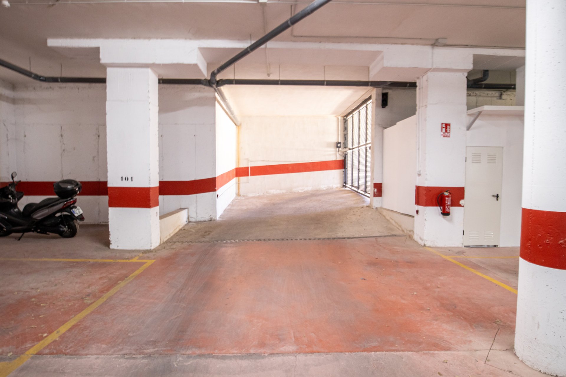 Resale - Penthouse -
Los Altos - AMANECER
