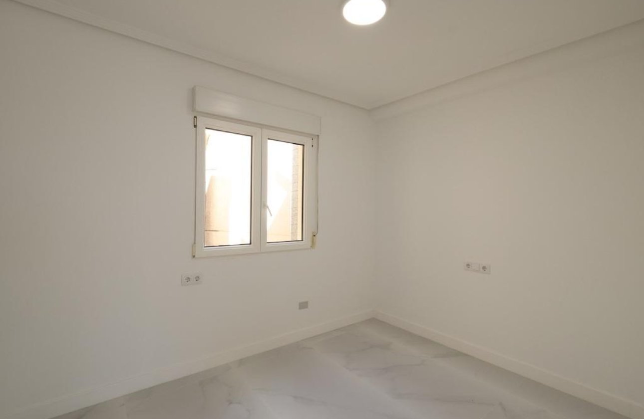 Resale - Penthouse -
Orihuela Costa - Costa Blanca