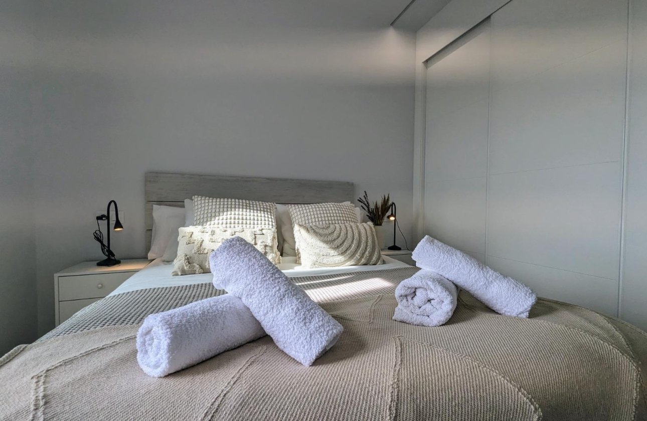 Resale - Penthouse -
Orihuela Costa - Las Filipinas