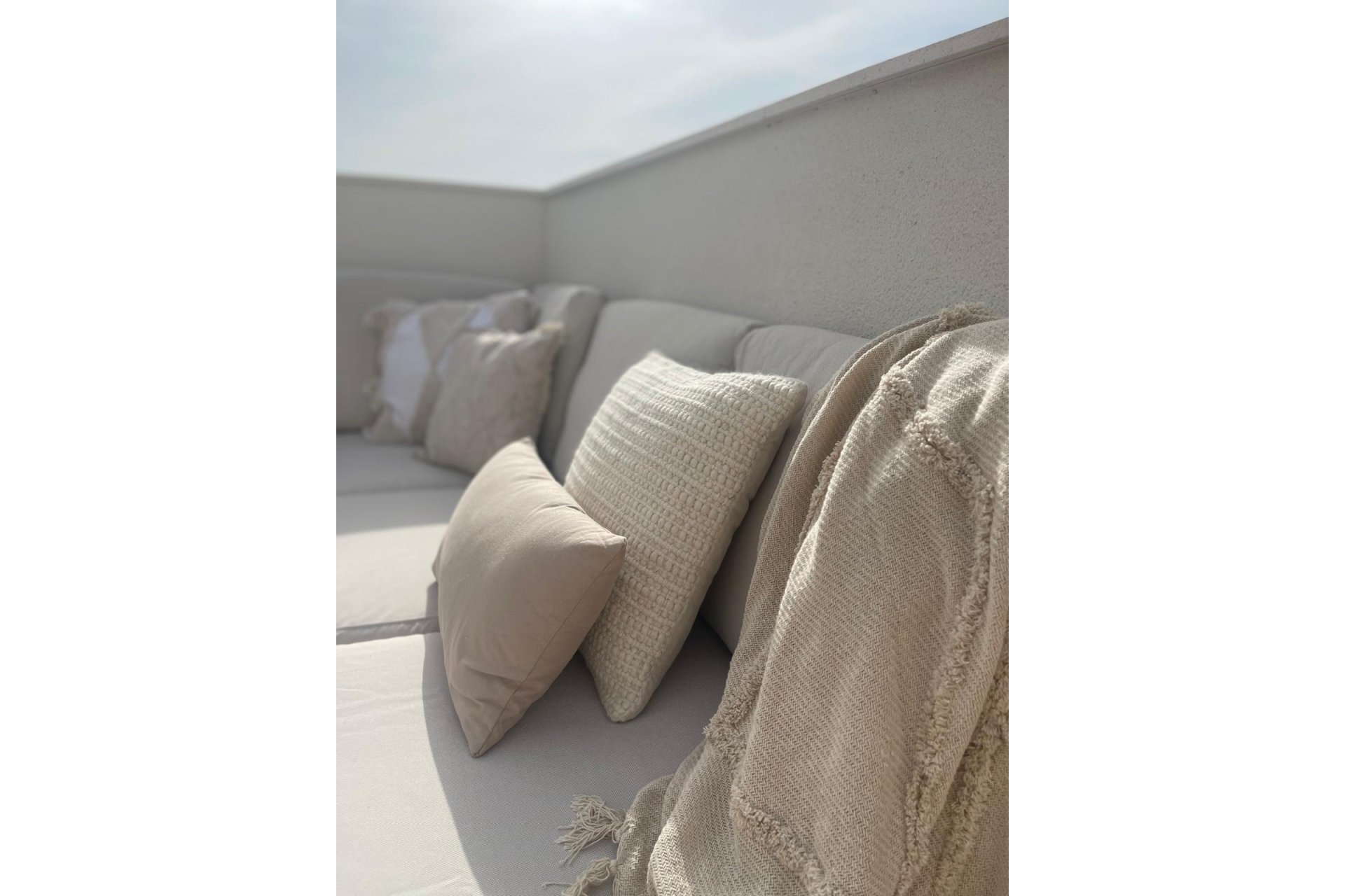 Resale - Penthouse -
Orihuela Costa - Las Filipinas