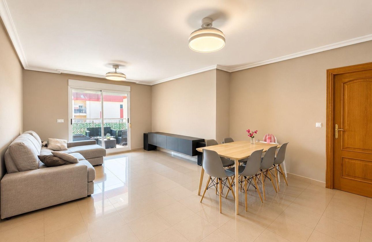 Resale - Penthouse -
Orihuela Costa - Lomas de Cabo Roig