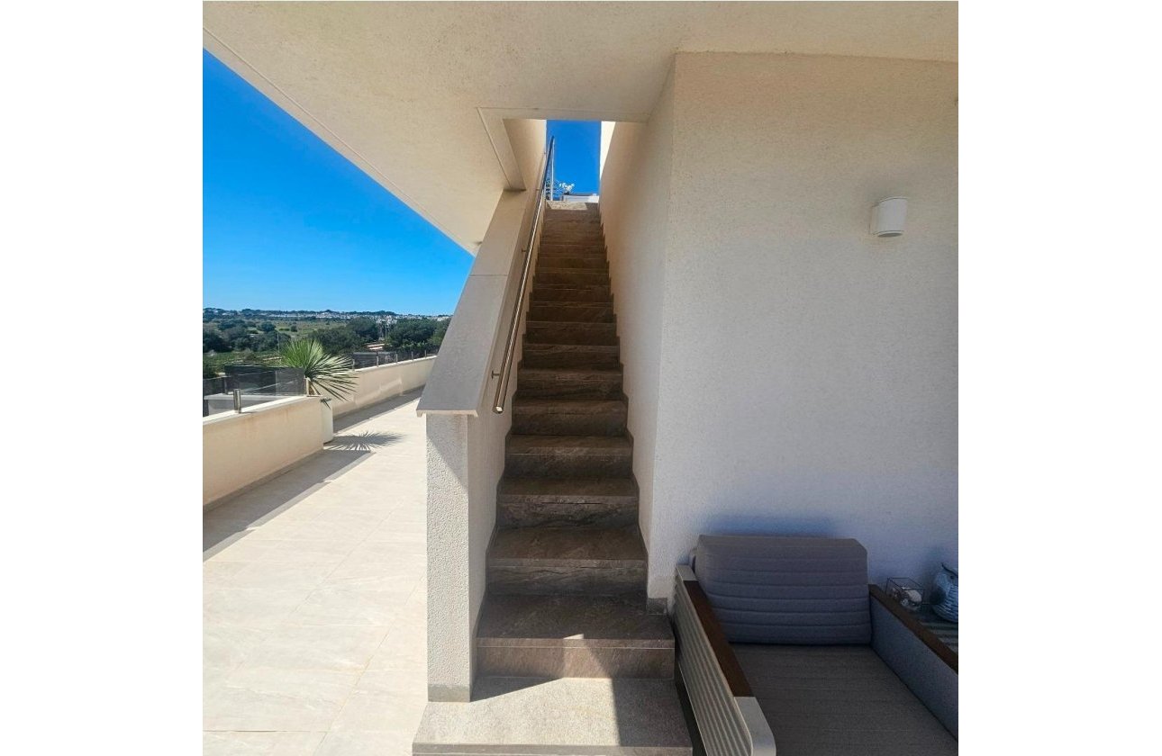 Resale - Penthouse -
Orihuela Costa - Los Almendros-la Florida