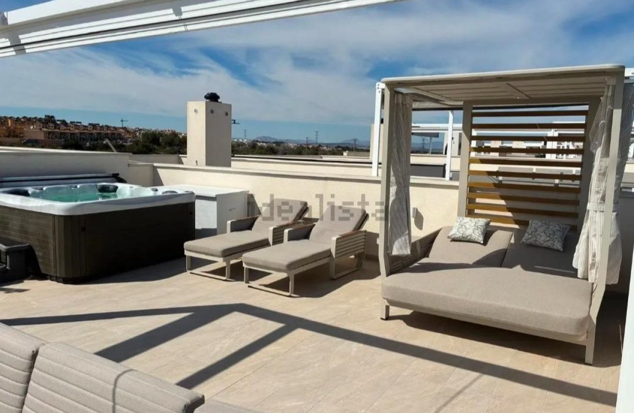 Resale - Penthouse -
Orihuela Costa - Los Almendros-la Florida