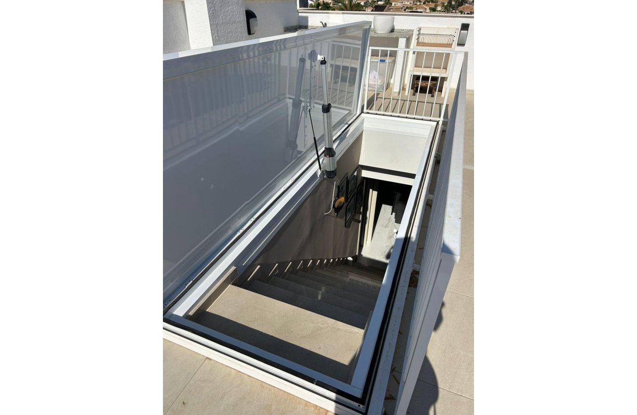 Resale - Penthouse -
Orihuela Costa - Playa Flamenca