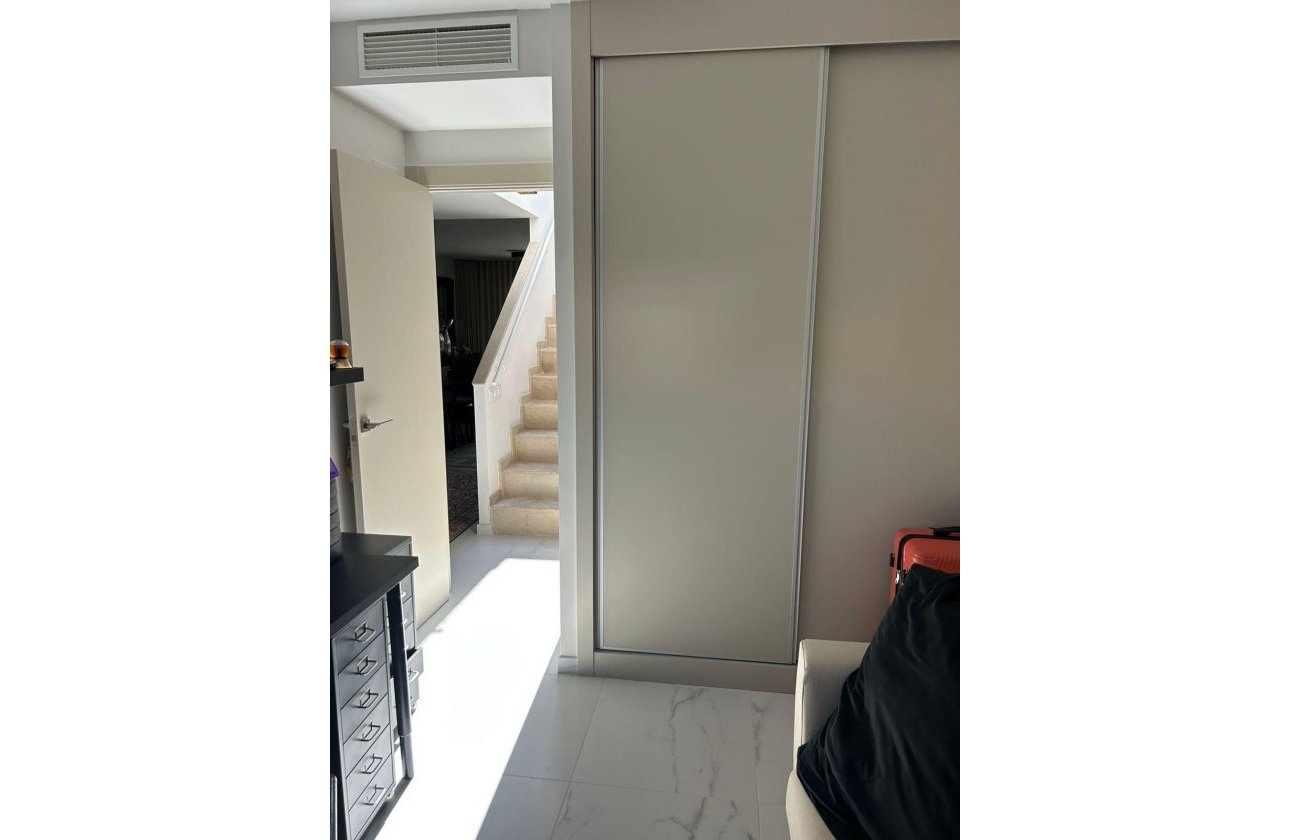 Resale - Penthouse -
Orihuela Costa - Playa Flamenca