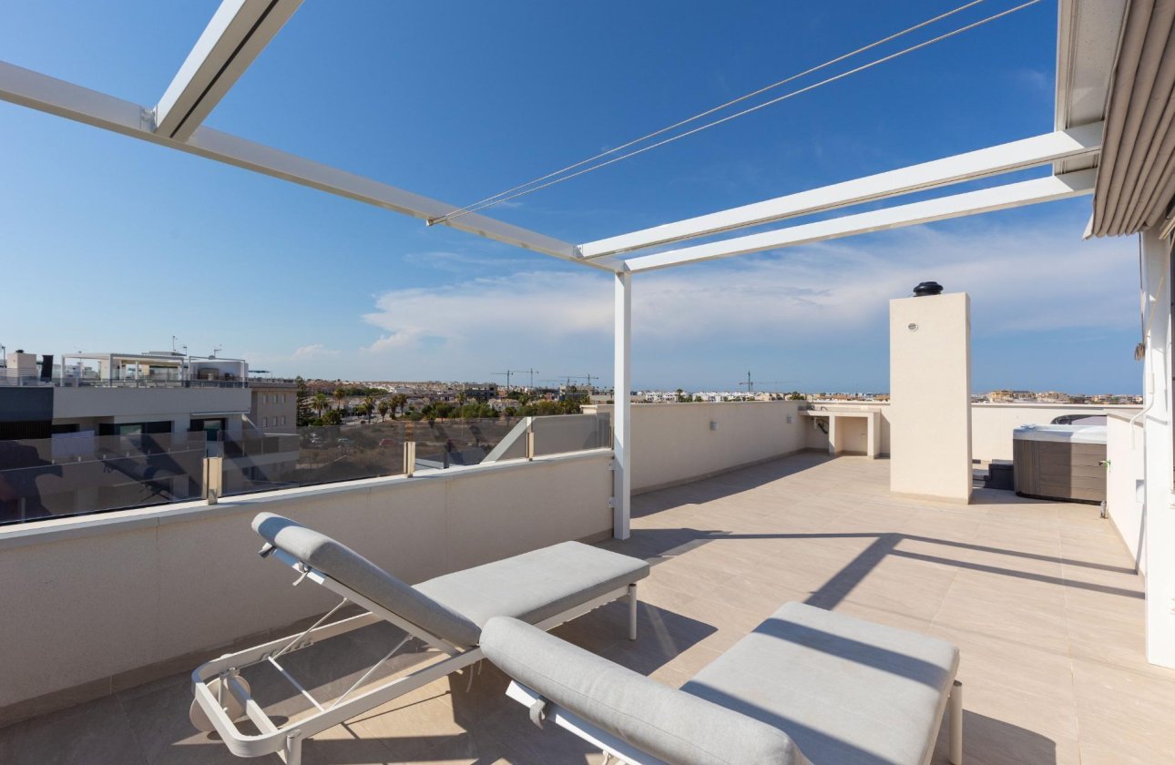 Resale - Penthouse -
Orihuela Costa - Playa Flamenca