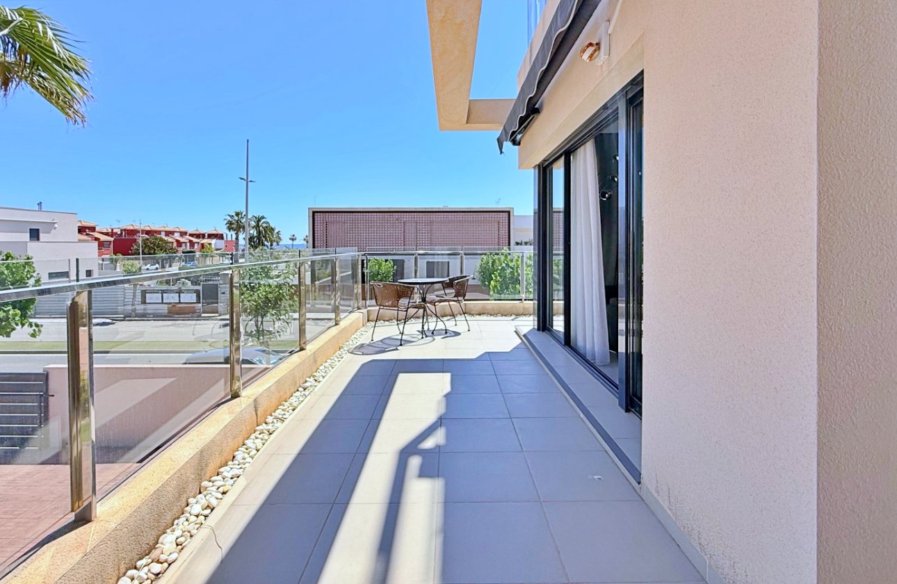Resale - Penthouse -
Pilar de la Horadada - Costa Blanca