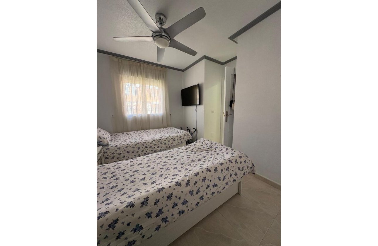 Resale - Penthouse -
Playa Flamenca - Costa Blanca