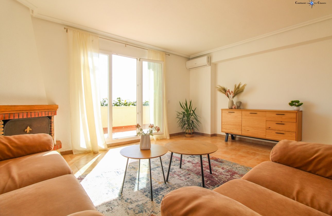 Resale - Penthouse -
Punta Prima - Costa Blanca