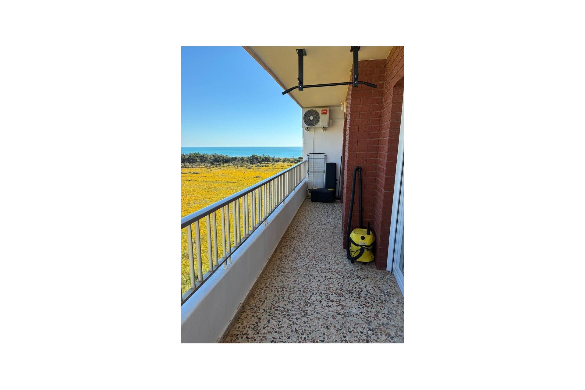 Resale - Penthouse -
Punta Prima - Costa Blanca