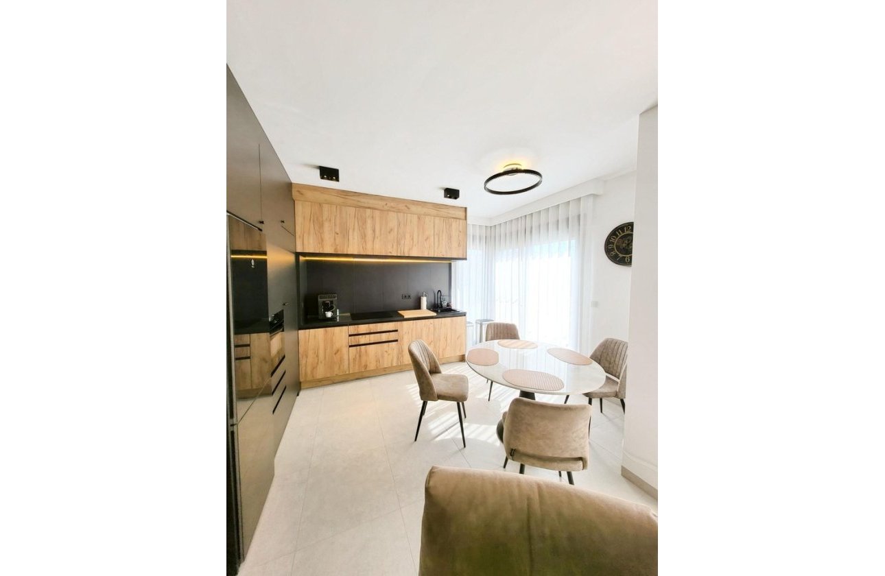 Resale - Penthouse -
San Miguel de Salinas - Costa Blanca