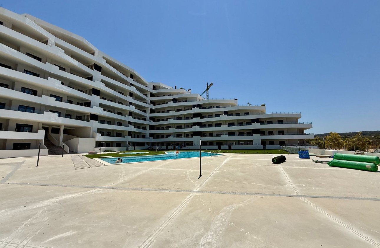 Resale - Penthouse -
San Miguel de Salinas - Inland