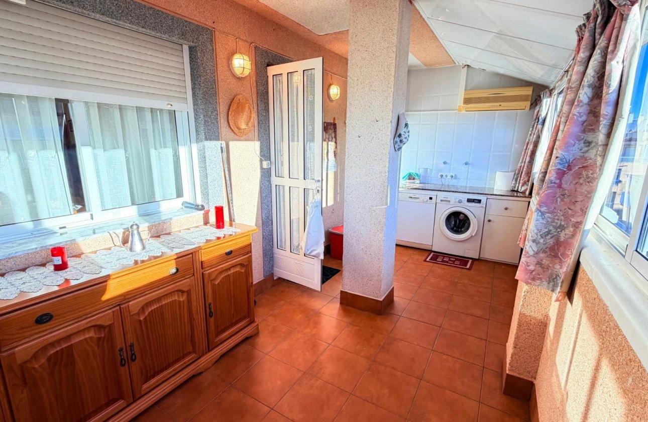 Resale - Penthouse -
Torrevieja - Acequion