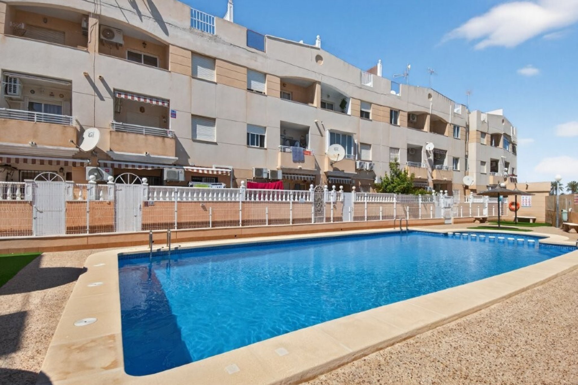 Resale - Penthouse -
Torrevieja - Calas Blancas