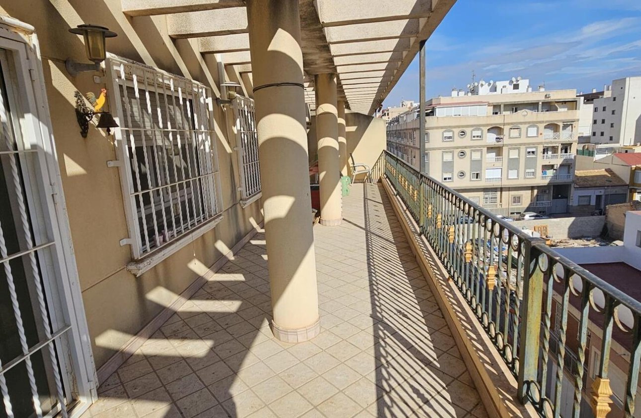 Resale - Penthouse -
Torrevieja - CENTRE