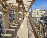 Resale - Penthouse -
Torrevieja - CENTRE