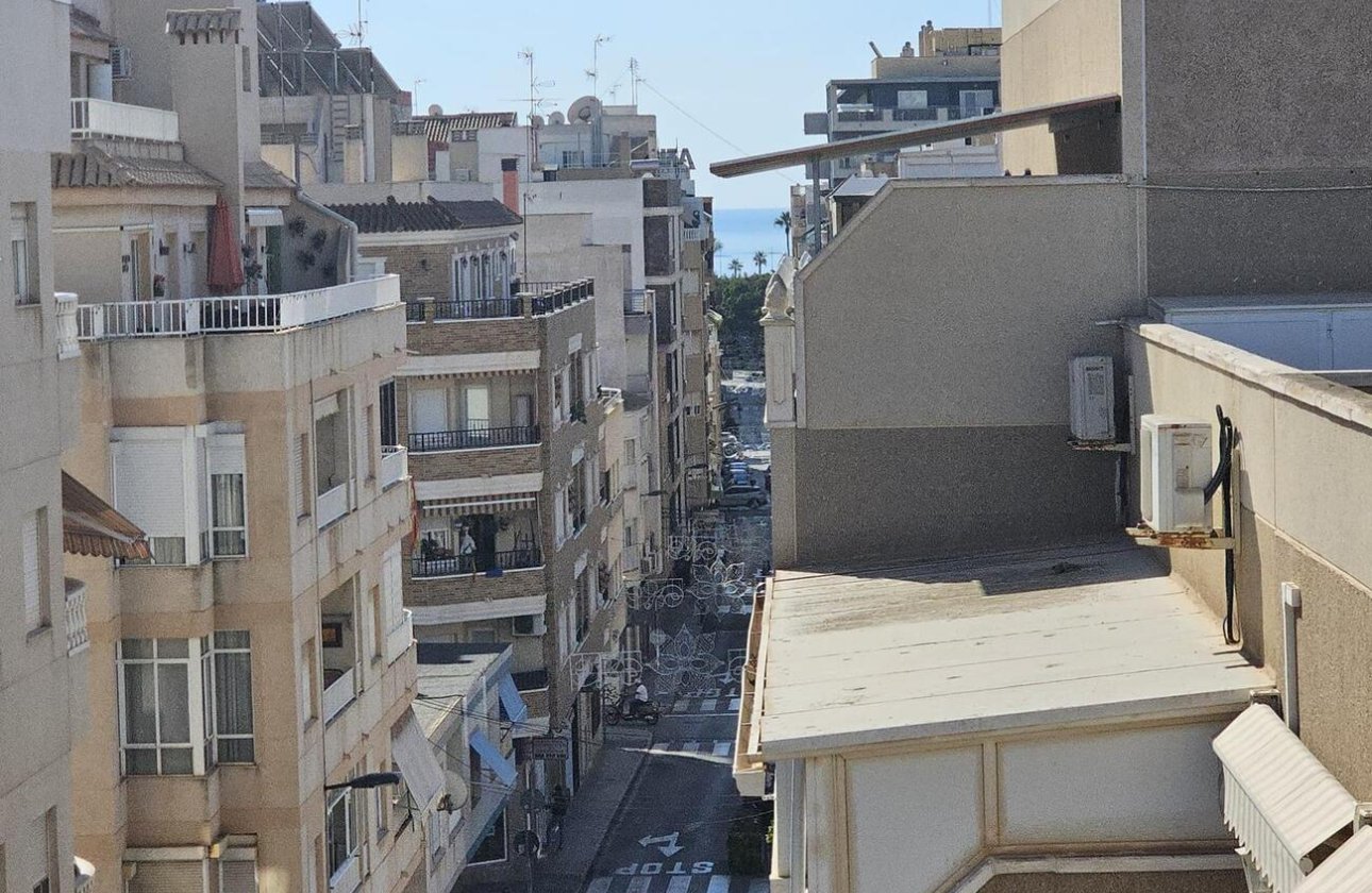 Resale - Penthouse -
Torrevieja - CENTRE